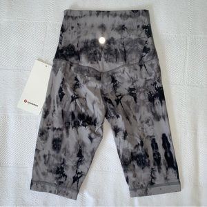 Women's 2 Lululemon Align Super High Rise Short 10" Game Day Dark Chrome Black